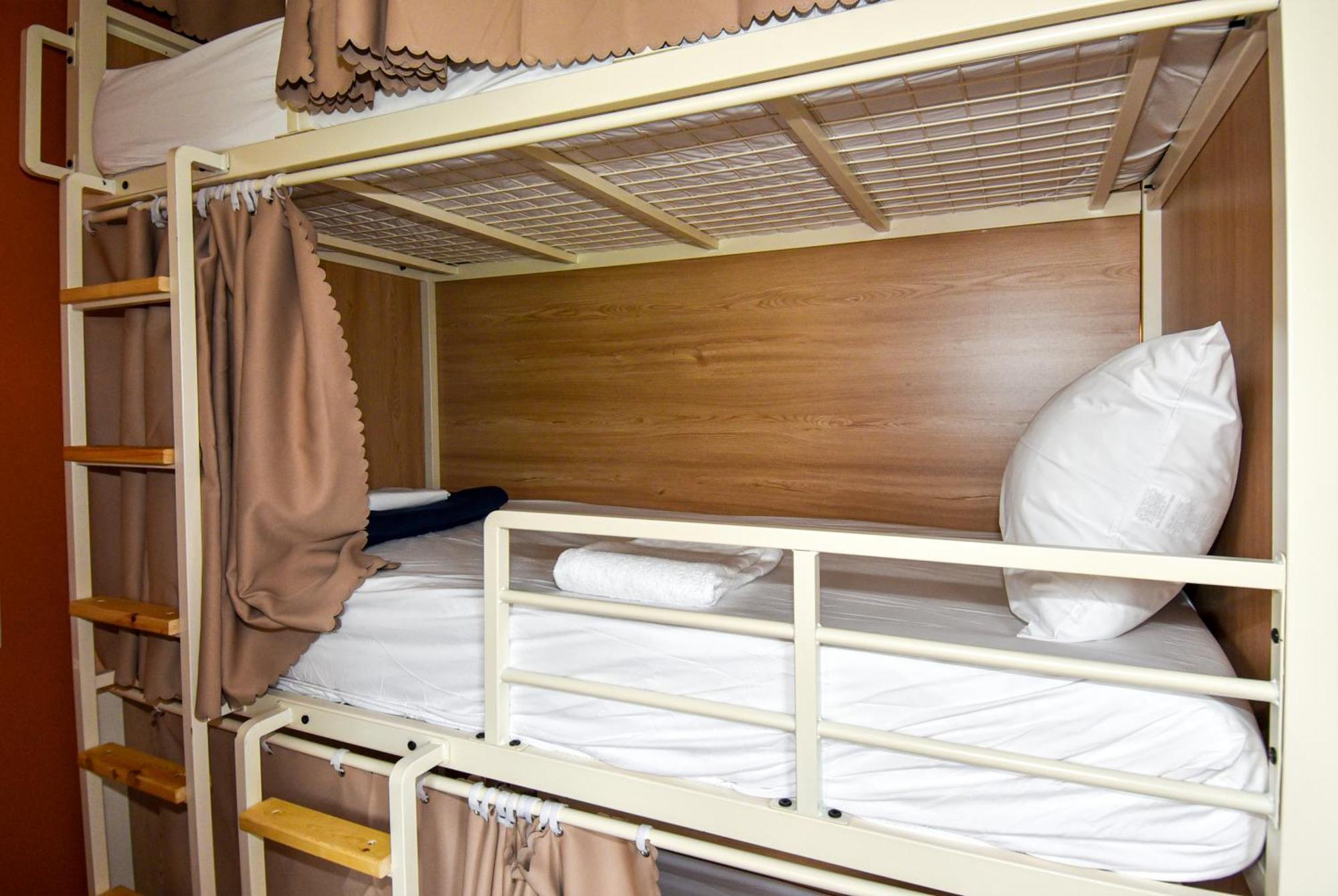 Caravan Hostel Dc 华盛顿哥伦比亚 外观 照片